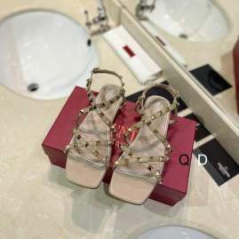 Picture of Valentino Shoes _SKUValentinosz35-40GDT060120127